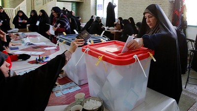 İran'da Seçimlerin Resmi Olmayan Rakamları Açıklandı
