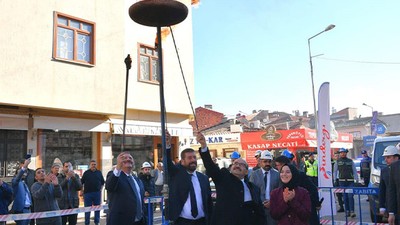 Sındırgı'da Jeotermal Isınmadan Sonra Doğalgaz Kullanımı Başladı
