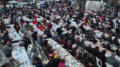 İftar Sofraları Burhaniye Halkını Bir Araya Getiriyor