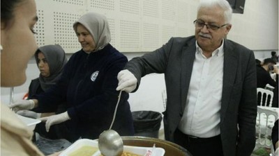 Bin Kişi Burhaniye'de İftar Sofrasında Buluştu