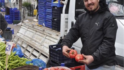 Cumartesi Pazarında Ramazan Bereketi Devam Ediyor