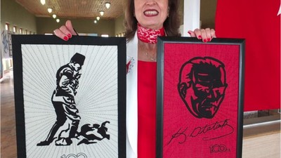 El Emeği Atatürk Portreleri Balıkesir'de Sergilendi