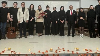 Dursunbey'de Sevgi Temalı Şiir Dinletisi