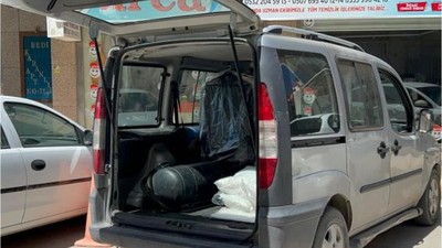 Aracında Görünce Kendini Polise İhbar Etti