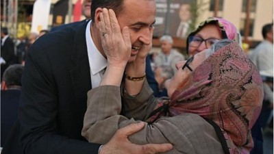 Başkan Ahmet Akın Balıkesirli Hemşehrileriyle Buluştu