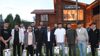 Başkan Şehirli Askerleri Yolcu Etti