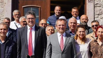 CHP Heyeti Ayvalık'ta Belediye Başkanıyla Buluştu