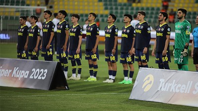 Fenerbahçe; "Dün olduğu gibi bugün ve yarınlarda da dik durmaya devam edeceğiz.”