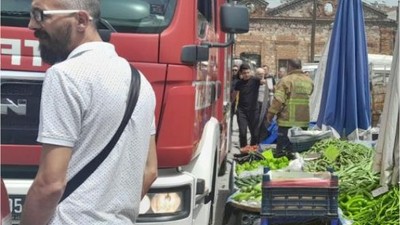 Edremit'te Pazar Yerinde Yangın!