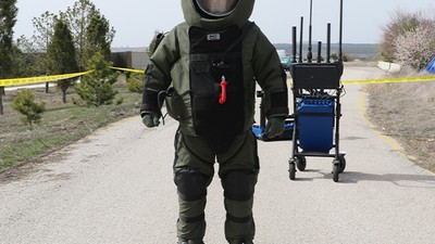 Emniyet Genel Müdürlüğü'nden Bomba Uzmanlarına Övgü
