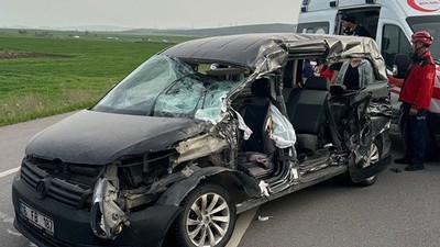 Gönen'de Trafik Kazası: 1 Ölü, 3 Yaralı