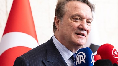 Hasan Arat; "Maçları da yabancı hakemlerin yönetmesi lazım"