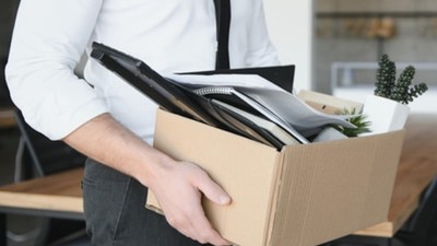 Küresel Ekonomideki Belirsizlik İşten Çıkarmaları Arttırıyor