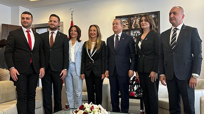 MHP’den CHP’ye bayram ziyareti