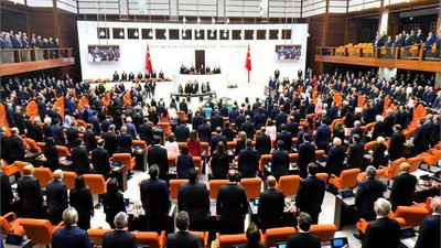 Meclis'te Yeni Vergi Yasası Kabul Edildi