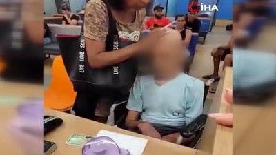 Ölen Amcasını Kredi Çekmek İçin Bankaya Getirdi
