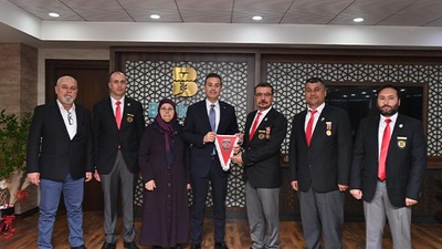 Şehit yakınları ve gazilerden, Başkan Akın’a iade-i ziyaret