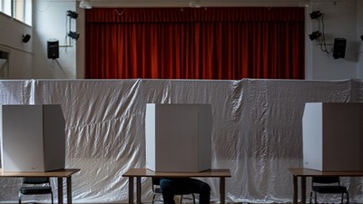 Slovakya, cumhurbaşkanlığı seçiminin ikinci turu için sandık başında