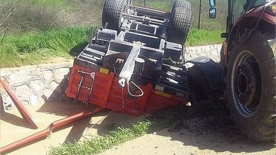 Traktörle Çarpışan Kamyonet Kazasında Acı Son