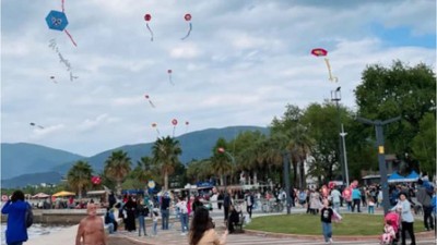 Erdek'te Gökyüzü Çocuklar İçin Uçurtmalarla Doldu