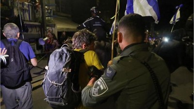 İsrail’de polisten esir yakınlarına sert müdahale