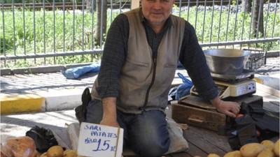Balıkesir Pazarında Pazarcılar Bayramın Bereketini Yaşadı