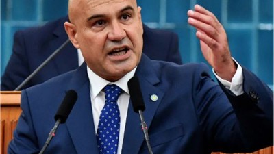 Turhan Çömez: 'Bir Devrin Kapanışına Tanık Olduk'