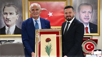 Genel Başkan Yardımcısından Mesaj: 'Yeni bir hamle gerek'