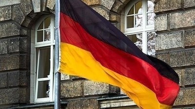 Almanya, Silahlarını Ukrayna'nın Rusya'ya Karşı Kullanmasına İzin Verdi