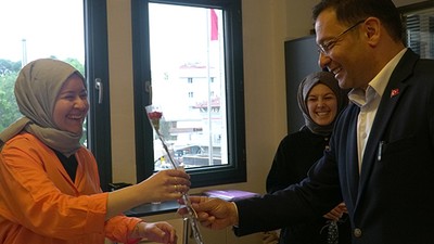Başkan Serkan Sak'tan Çalışan Anneler İçin Özel Kutlama