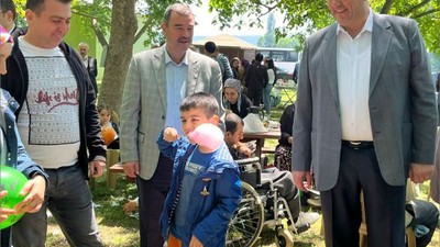 Bigadiç Bu Özel Günü Piknikle Kutladı