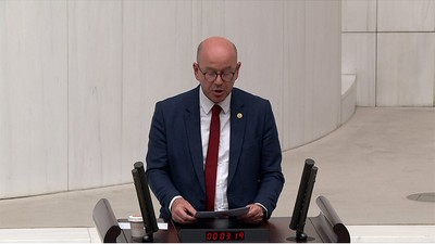 Sarı “Basına Tasarruf Darbesi!”