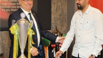 Edremitspor Başkan Ertaş'a Şampiyonluk Sevincini Taşıdı