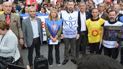 Eğitim Sen “Eğitim Emekçilerimiz İçin Buradayız”