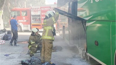 Korkutan Yangın! Yolcular Büyük Tehlike Atlattı