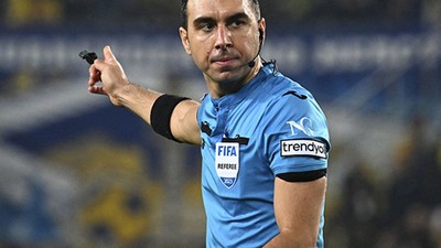 Galatasaray - Fenerbahçe Derbisinin Hakemi Arda Kardeşler