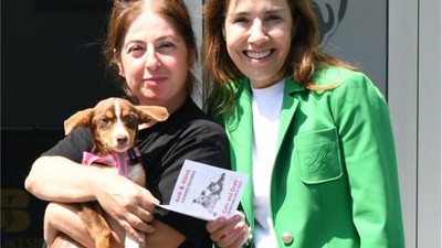 VETBÜS’ün tedavi ettiği köpeği sahiplendirildi