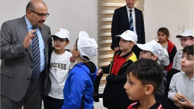 Vali Ustaoğlu: 'Annelerinizi babalarınızı uyarın'