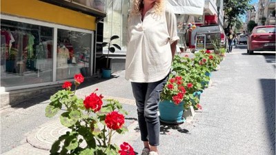 Bandırma'da Kadın Eli Değen Her Yer Çiçek Açtı!