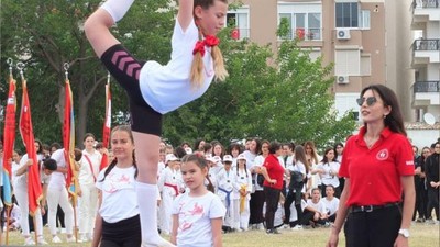 Burhaniye'de 19 Mayıs coşkusu