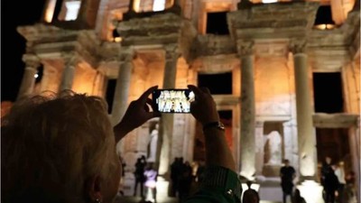 Antik Kent Gece Ziyaretine Kapılarını Açtı