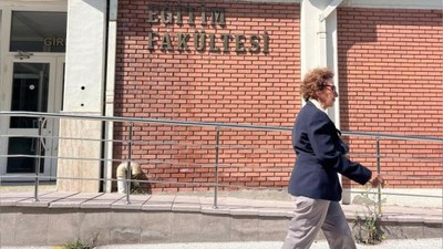 Ebedi Öğrenci: 81 Yaşındaki Öğrenci