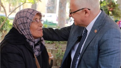 Burhaniye'de Anneler Günü Coşkusu: Ücretsiz Kadınlar Matinesi