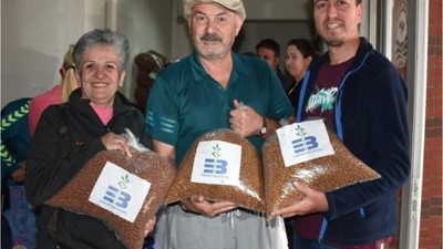 Balıkesir'de Kedi ve Köpekler İçin Ücretsiz Mama Dağıtımına Başladı!