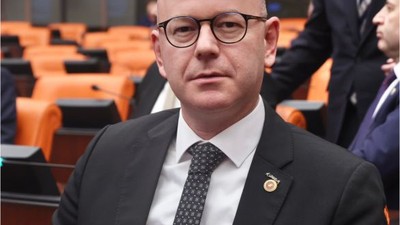 CHP'li Sarı Bayram İkramiyesini Hesapladı
