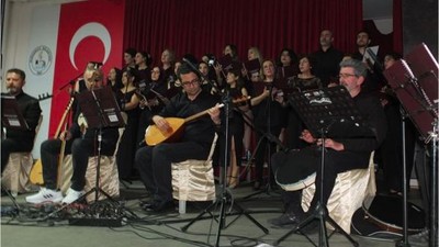 Balıkesir'in Sağlık Çalışanlarından Şifalı Ezgiler