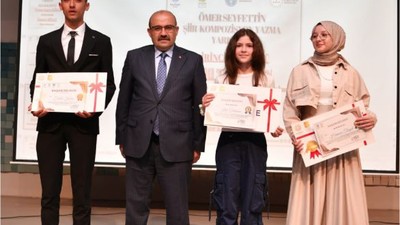 Vali Ustaoğlu'ndan Genç Yazarlara Destek