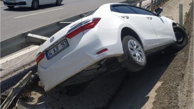 Bursa-Balıkesir Karayolunda Kaza! 2 Kişi Yaralandı