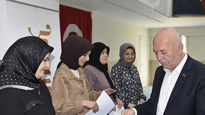 Dursunbey'de Kadın Eliyle Dünya Değişiyor
