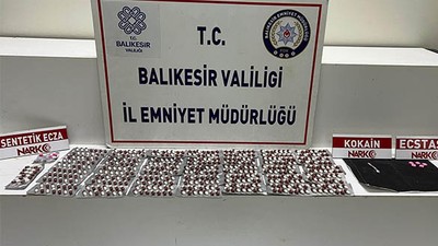 Edremit'te Uyuşturucu Operasyonu 2 Kişi Gözaltında